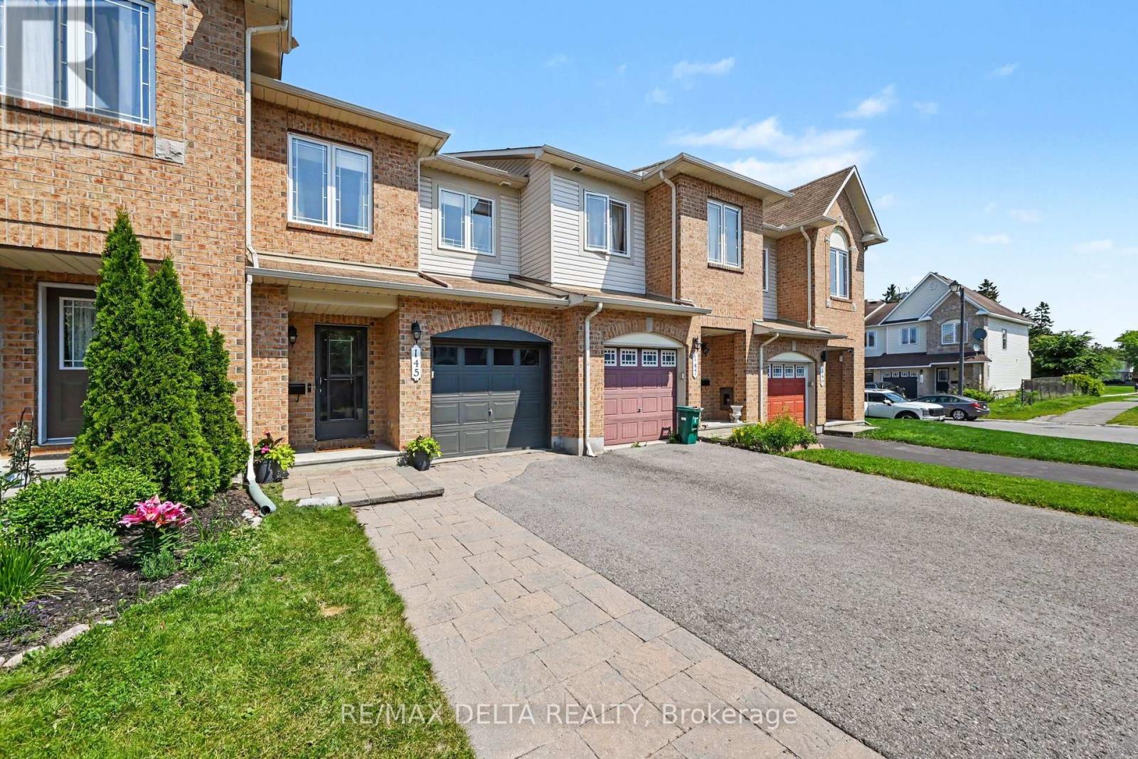 145 Marrissa Avenue, Ottawa, Ontario  K1J 0A4 - Photo 3 - X13506396