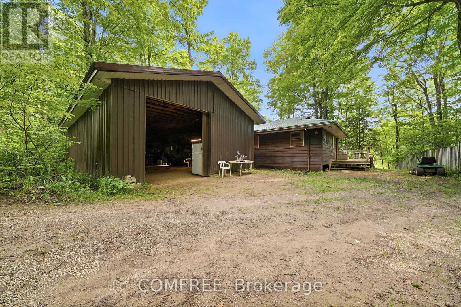 231 Flewelling Road, Grey Highlands, Ontario  N0C 1E0 - Photo 1 - X13506640