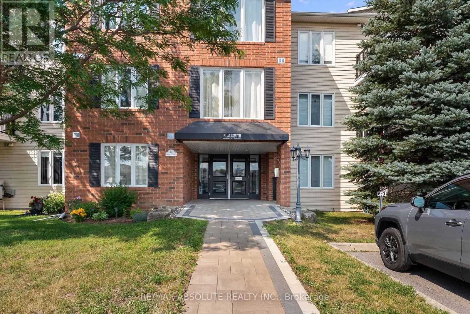 107 - 16 Sheffield Street, Arnprior, Ontario  M6M 3E6 - Photo 1 - X13507404