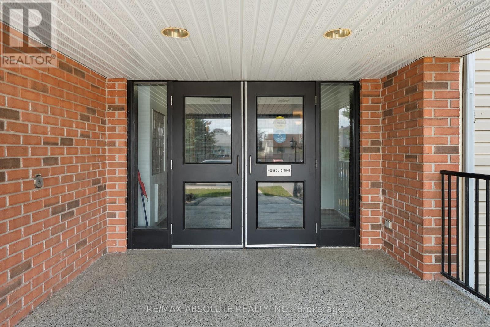 107 - 16 Sheffield Street, Arnprior, Ontario  M6M 3E6 - Photo 2 - X13507404