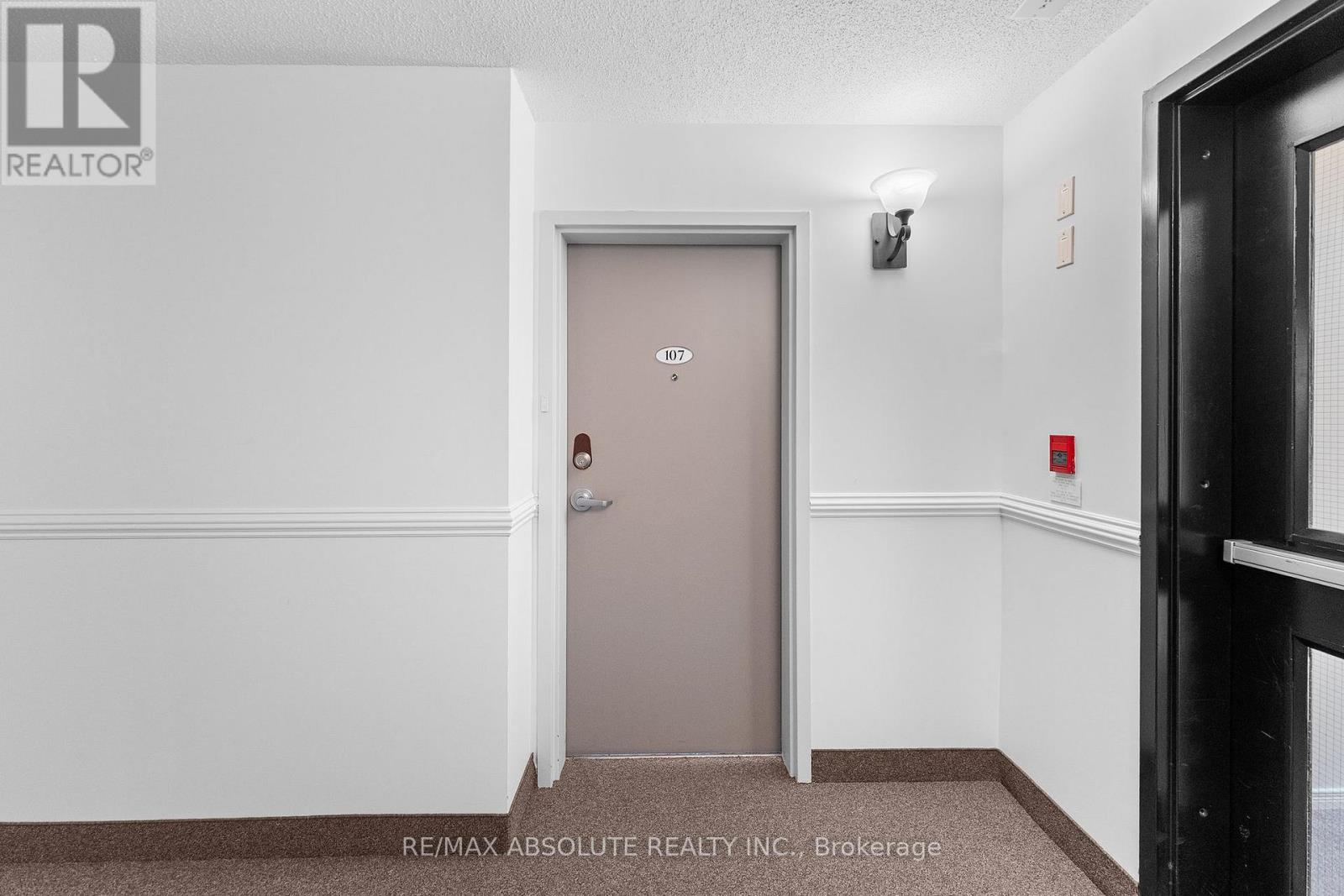 107 - 16 Sheffield Street, Arnprior, Ontario  M6M 3E6 - Photo 3 - X13507404
