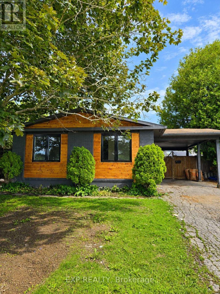 A - 428 Hatfield Crescent, Ottawa, Ontario  K1E 1M8 - Photo 1 - X13507494