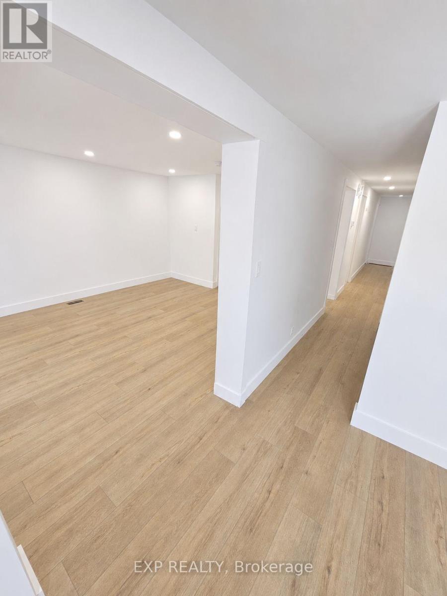 A - 428 Hatfield Crescent, Ottawa, Ontario  K1E 1M8 - Photo 12 - X13507494