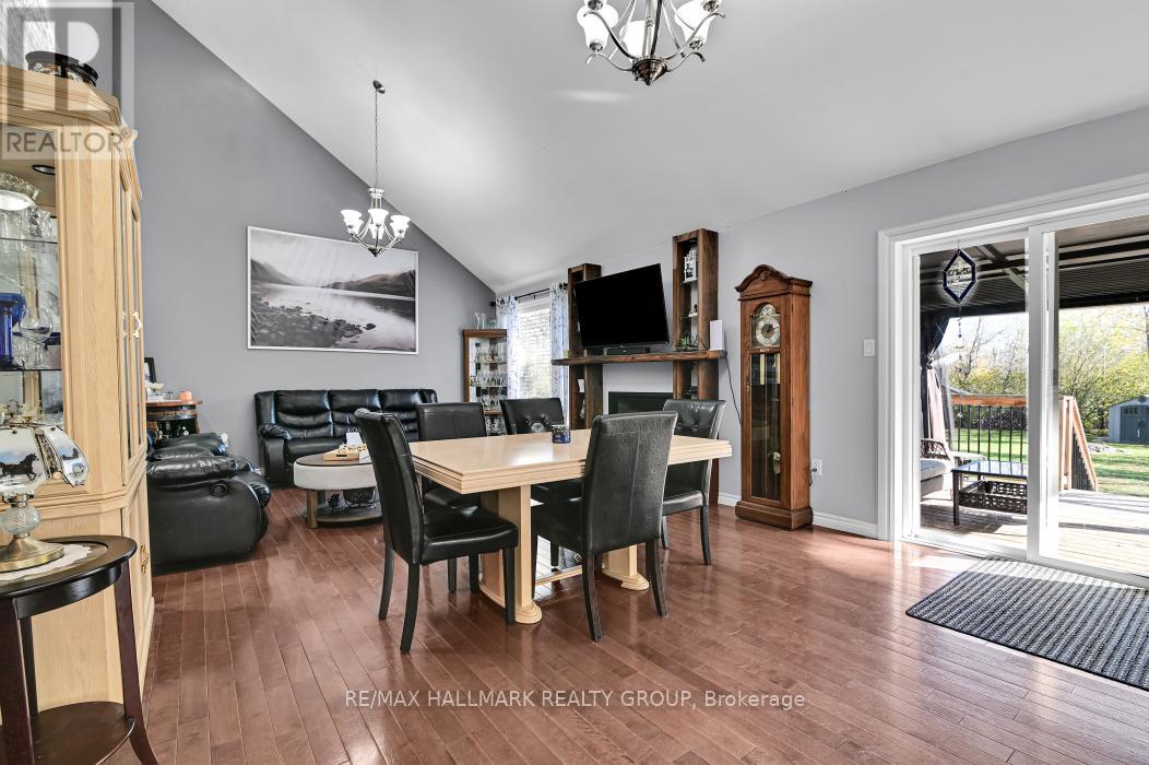 3710 Paden Way, Ottawa, Ontario  K0A 2T0 - Photo 11 - X13507628