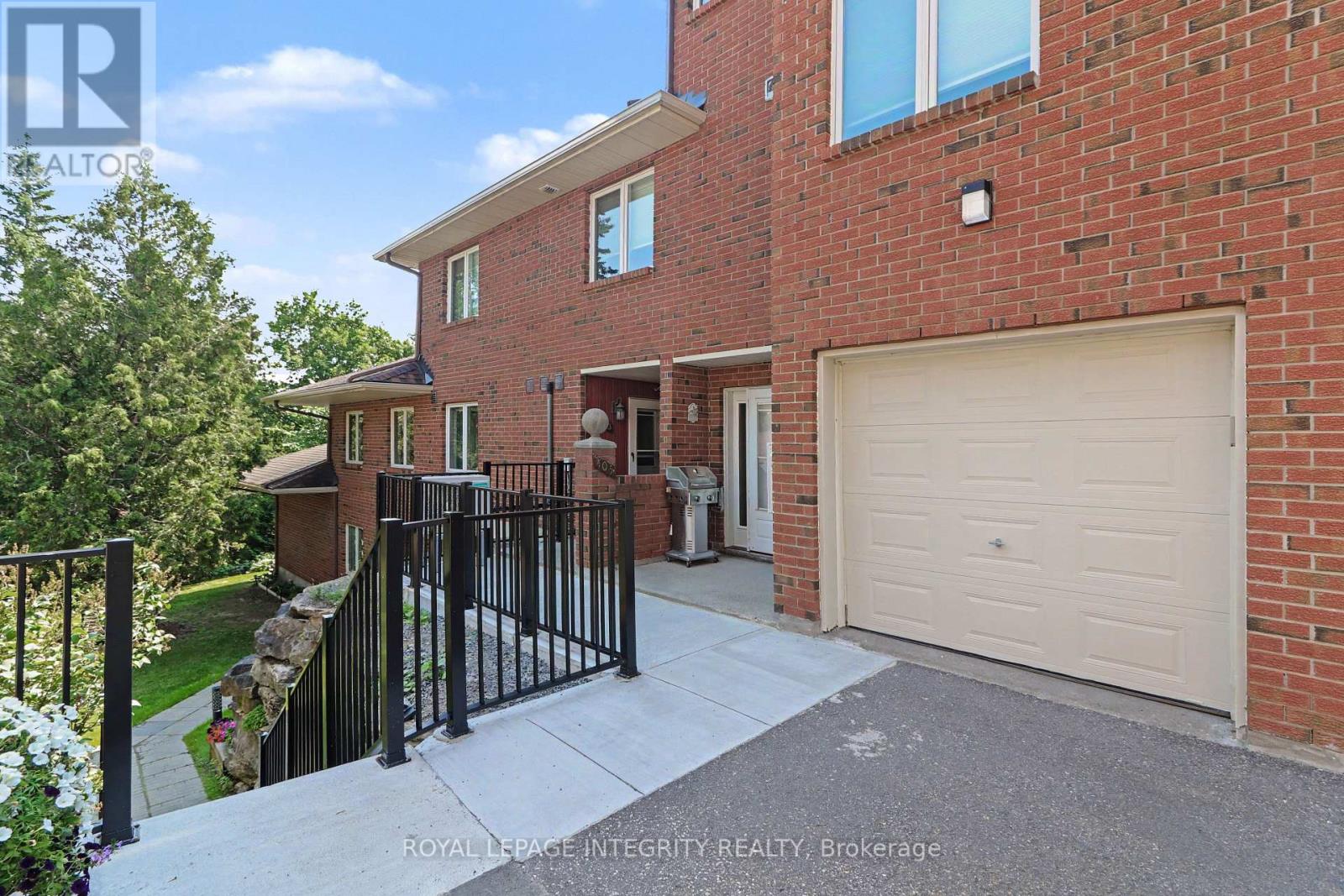 26 - 403 Stratas Circuit, Ottawa, Ontario  K2L 3K6 - Photo 1 - X13508148