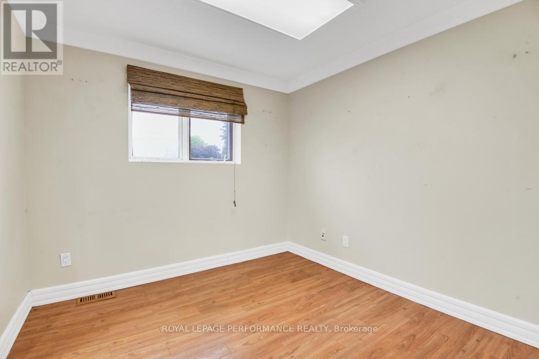921 Notre Dame Street, Russell, Ontario  K0A 1W0 - Photo 10 - X13508342