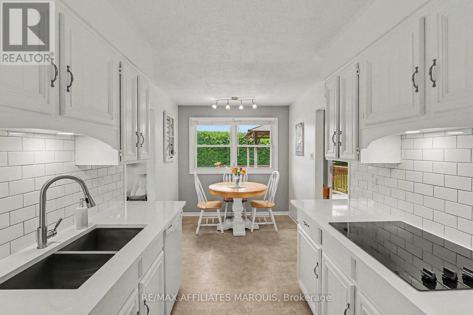 929 Kitley/s Elmsley Townline Rd,rr#4 Road, Elizabethtown-Kitley, Ontario  K7A 4S5 - Photo 13 - X13508362