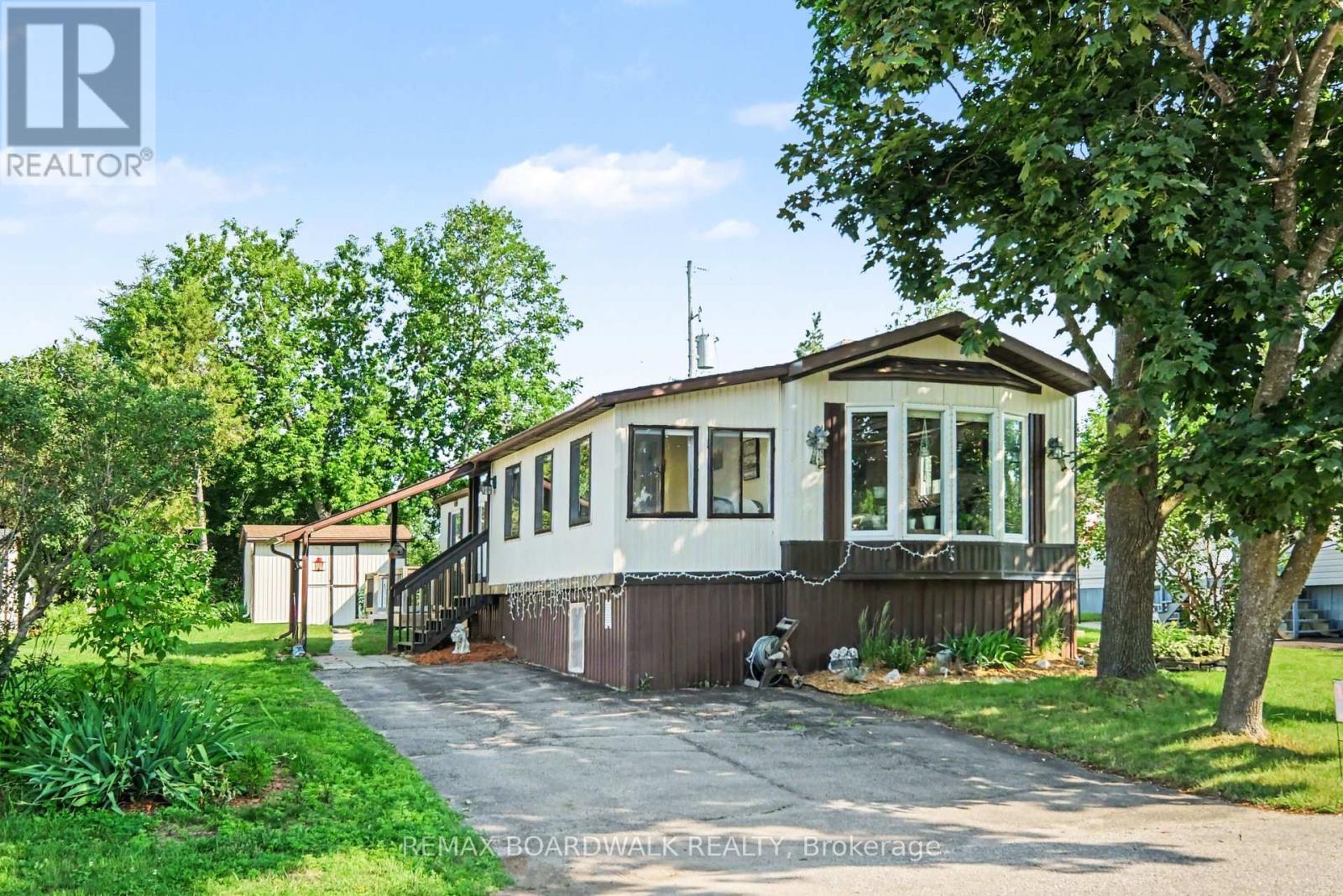 622 Bluebird Hill, Carleton Place, Ontario  K7C 4R3 - Photo 1 - X13508494