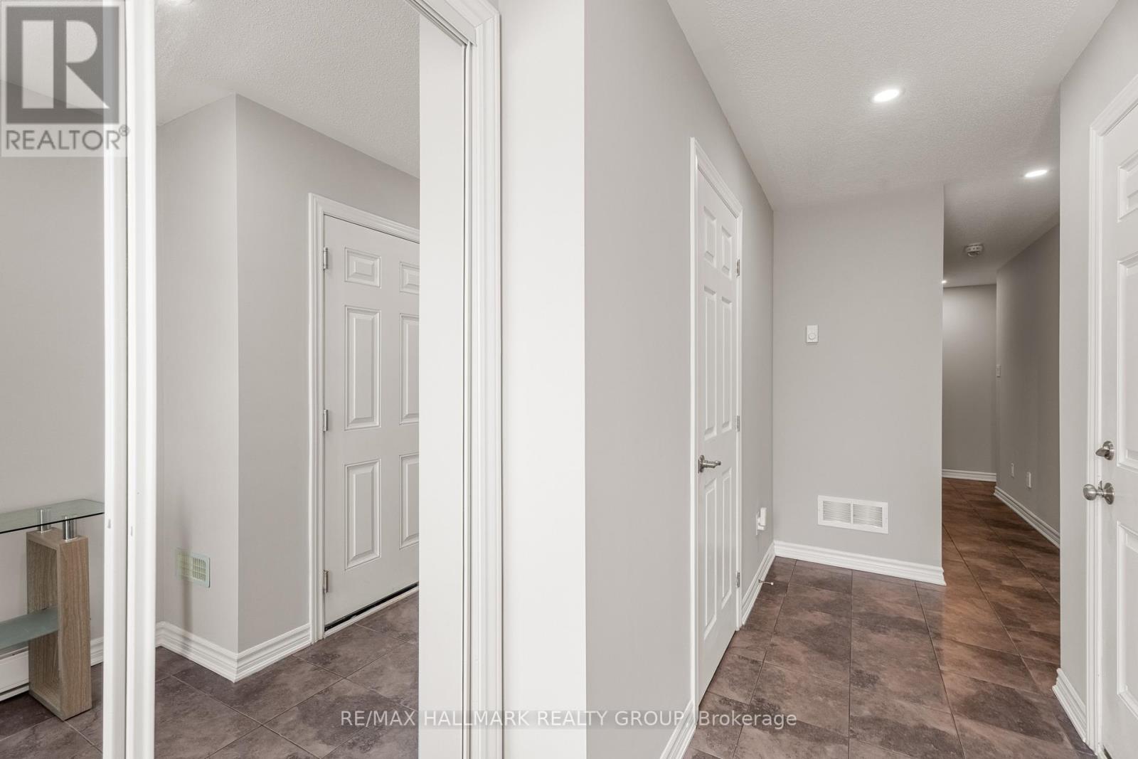 404 Rosingdale Street, Ottawa, Ontario  K2R 1G9 - Photo 6 - X13508534