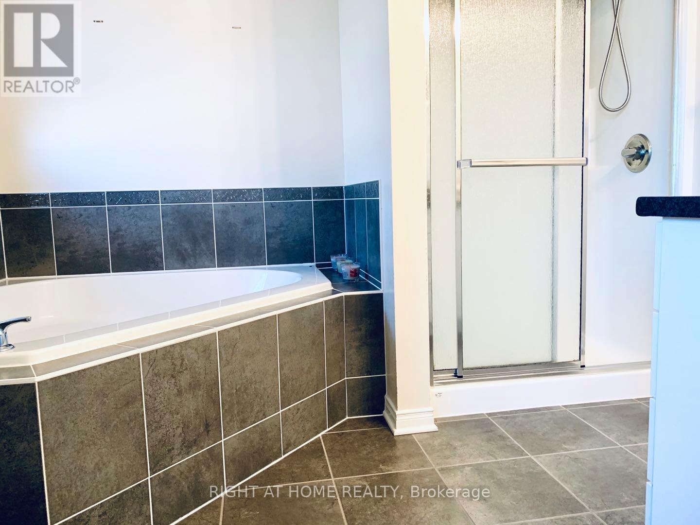 1602 Westhall Way, Ottawa, Ontario  K2M 0G8 - Photo 13 - X13508618