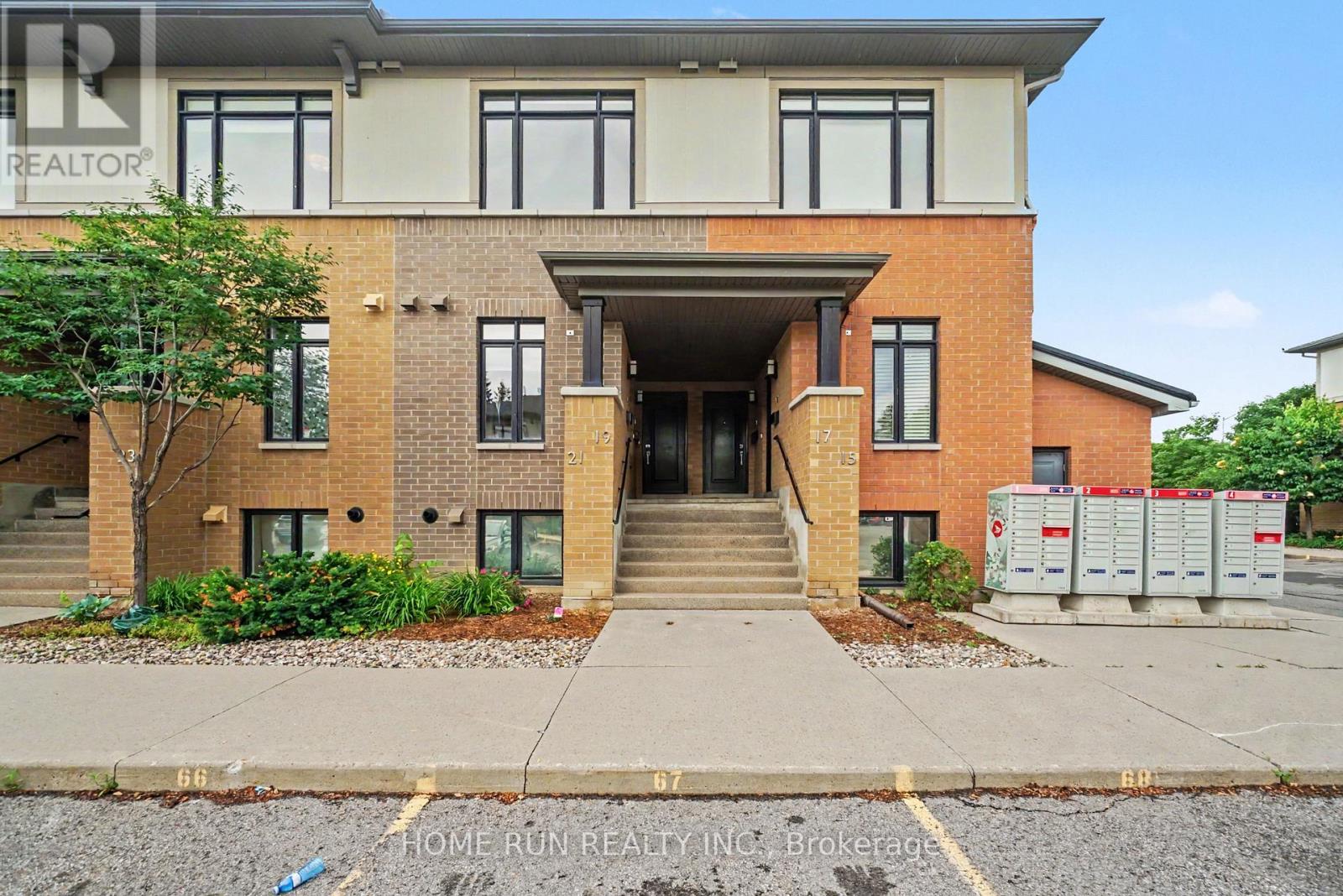 19 Bergeron Private, Ottawa, Ontario  K1C 0C2 - Photo 1 - X13508730