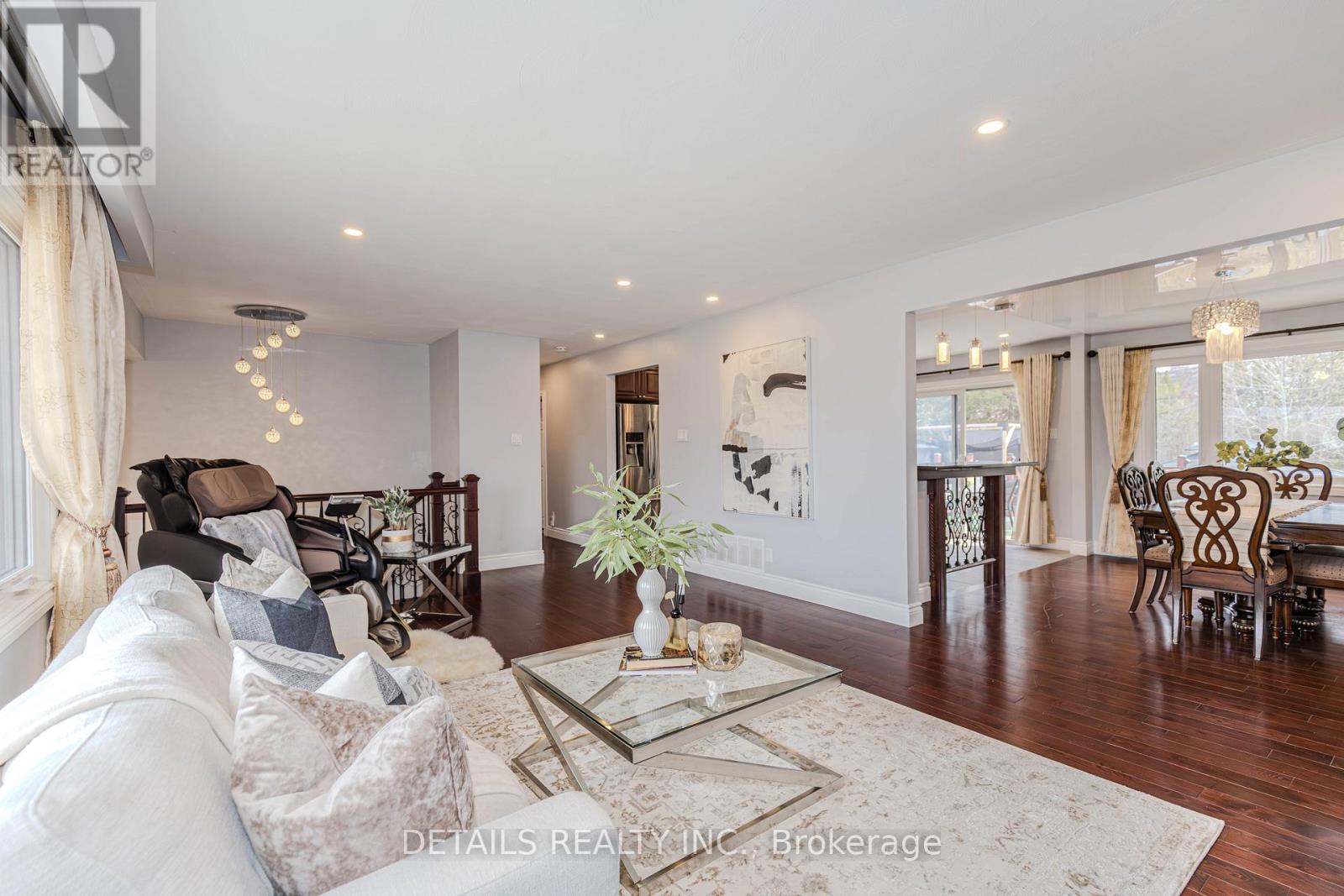 7 Kerry Crescent, Ottawa, Ontario  K2E 5V7 - Photo 4 - X13508758