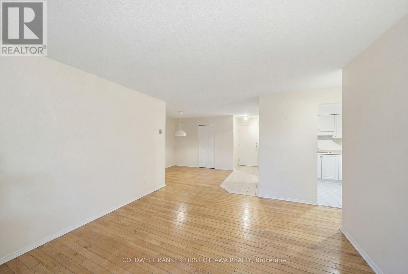 402 - 222 Guigues Avenue, Ottawa, Ontario  K1N 5J2 - Photo 12 - X13508786