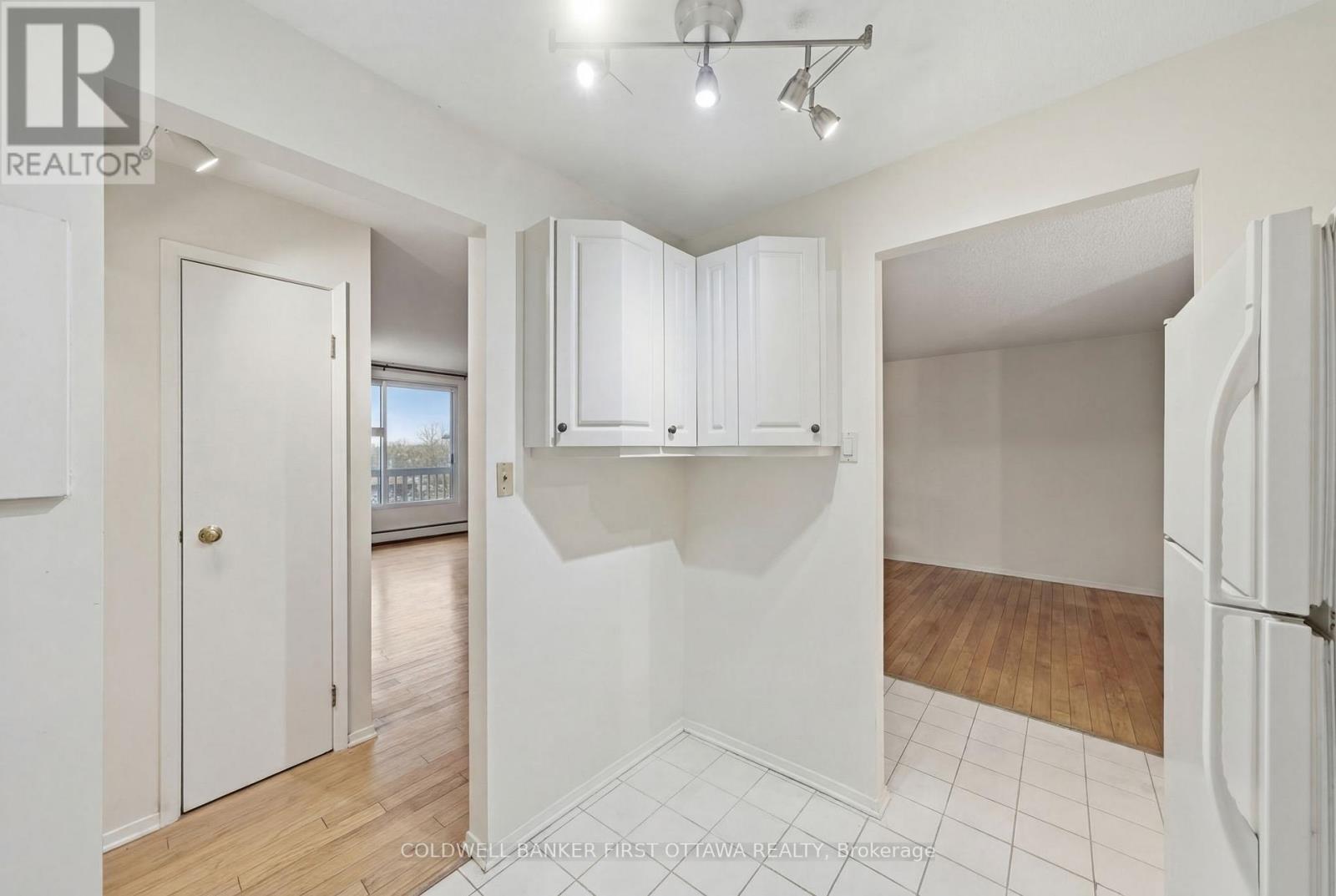 402 - 222 Guigues Avenue, Ottawa, Ontario  K1N 5J2 - Photo 14 - X13508786