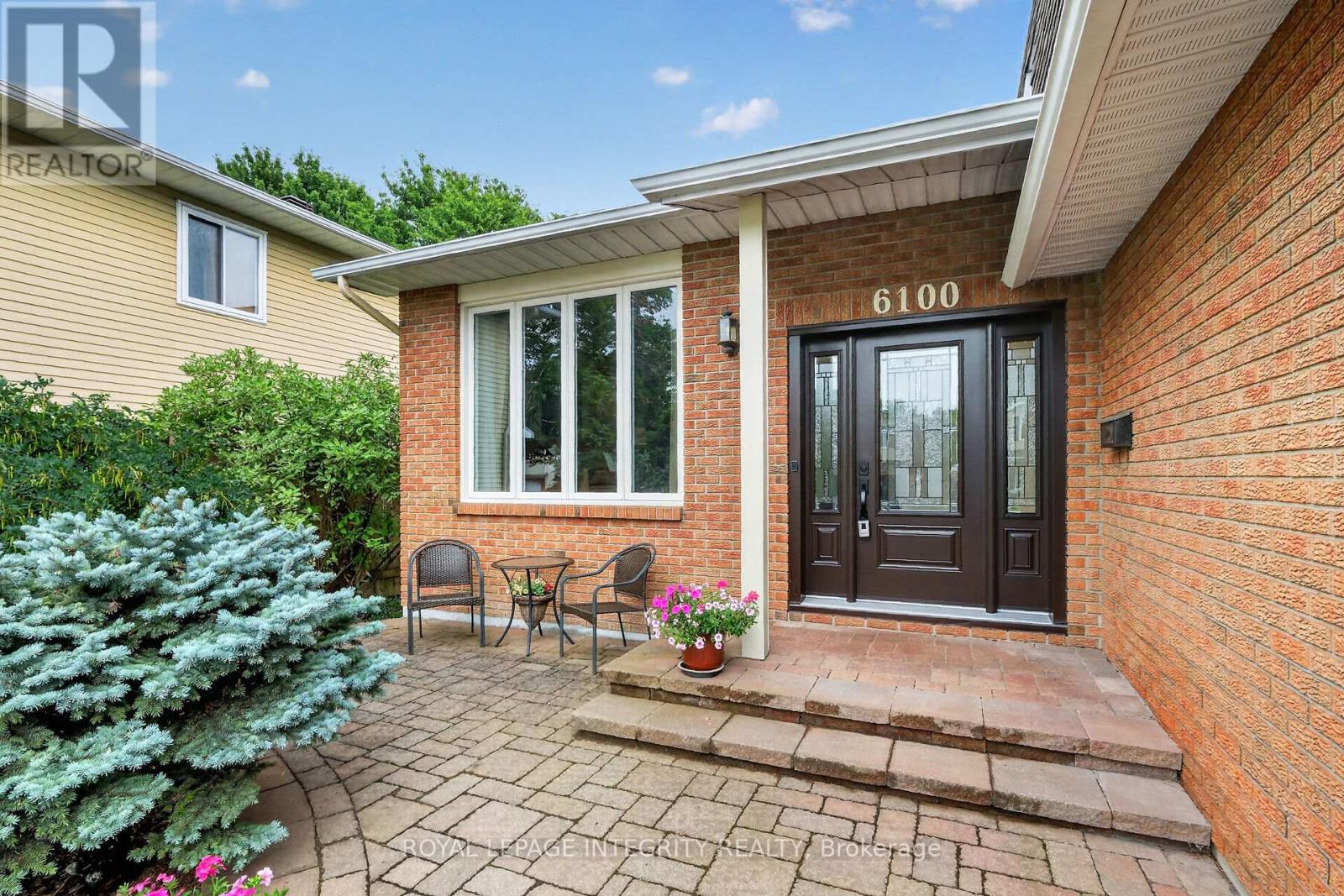 6100 Vineyard Drive, Ottawa, Ontario  K1C 2K2 - Photo 3 - X13509156