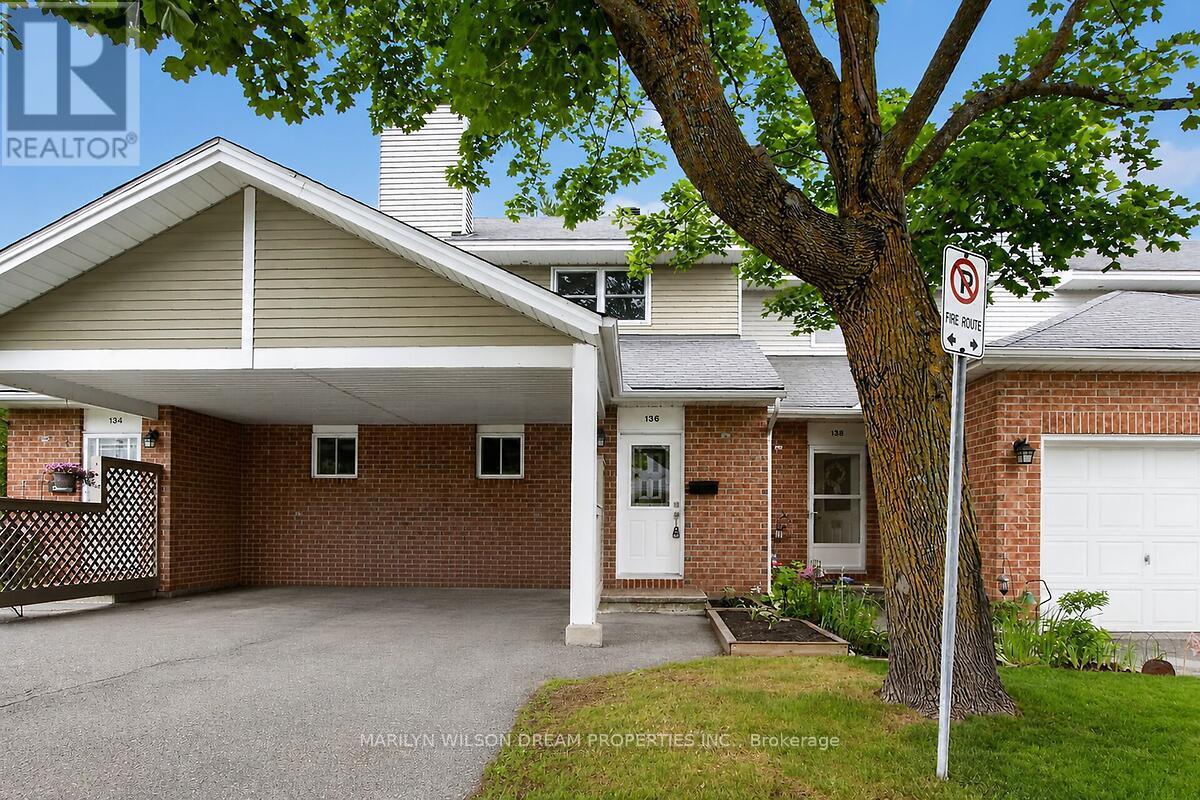 136 Bentbrook Crescent, Ottawa, Ontario  K2J 3Y3 - Photo 1 - X13509166