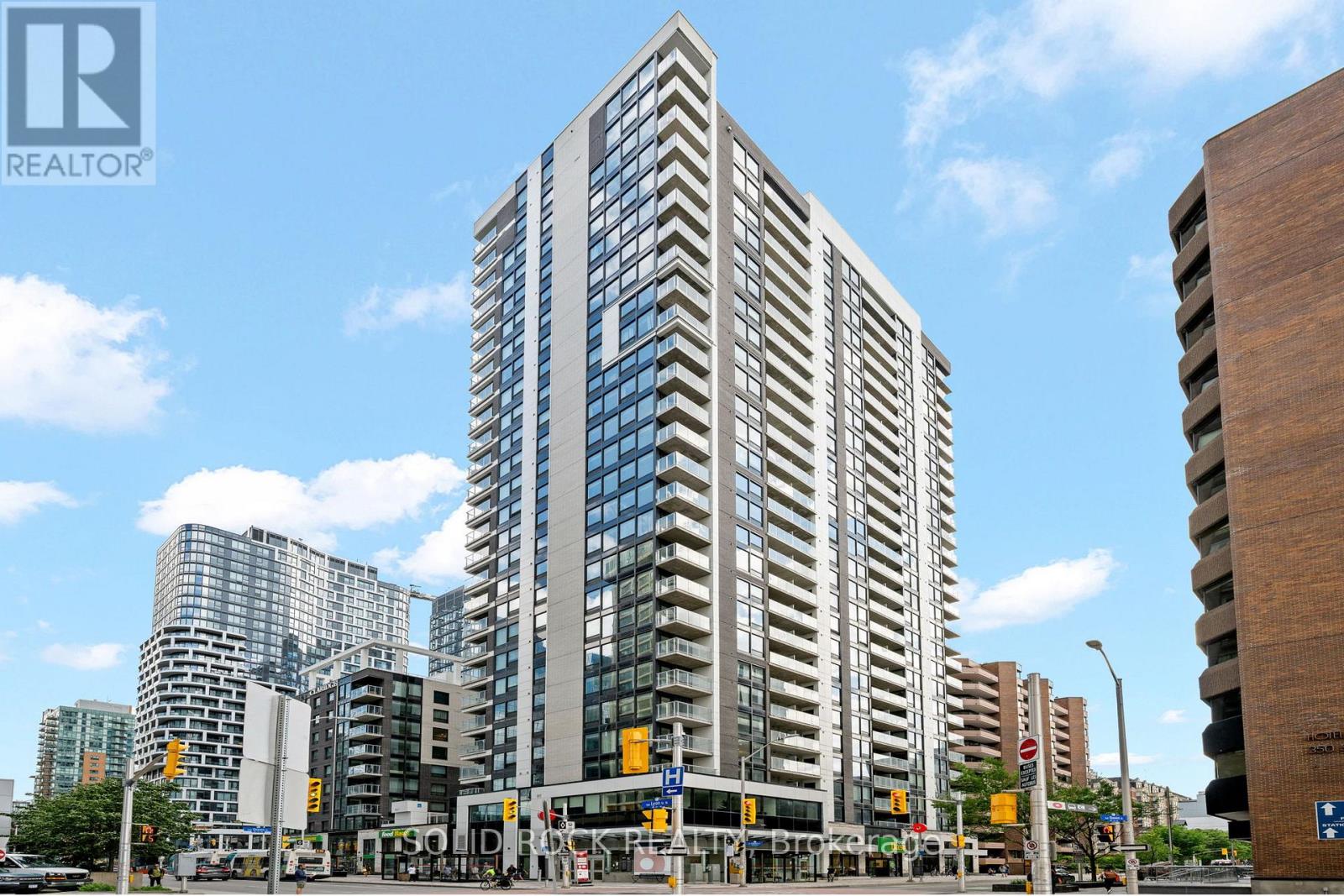 1707 - 340 Queen Street, Ottawa, Ontario  K1R 0G1 - Photo 1 - X13509586