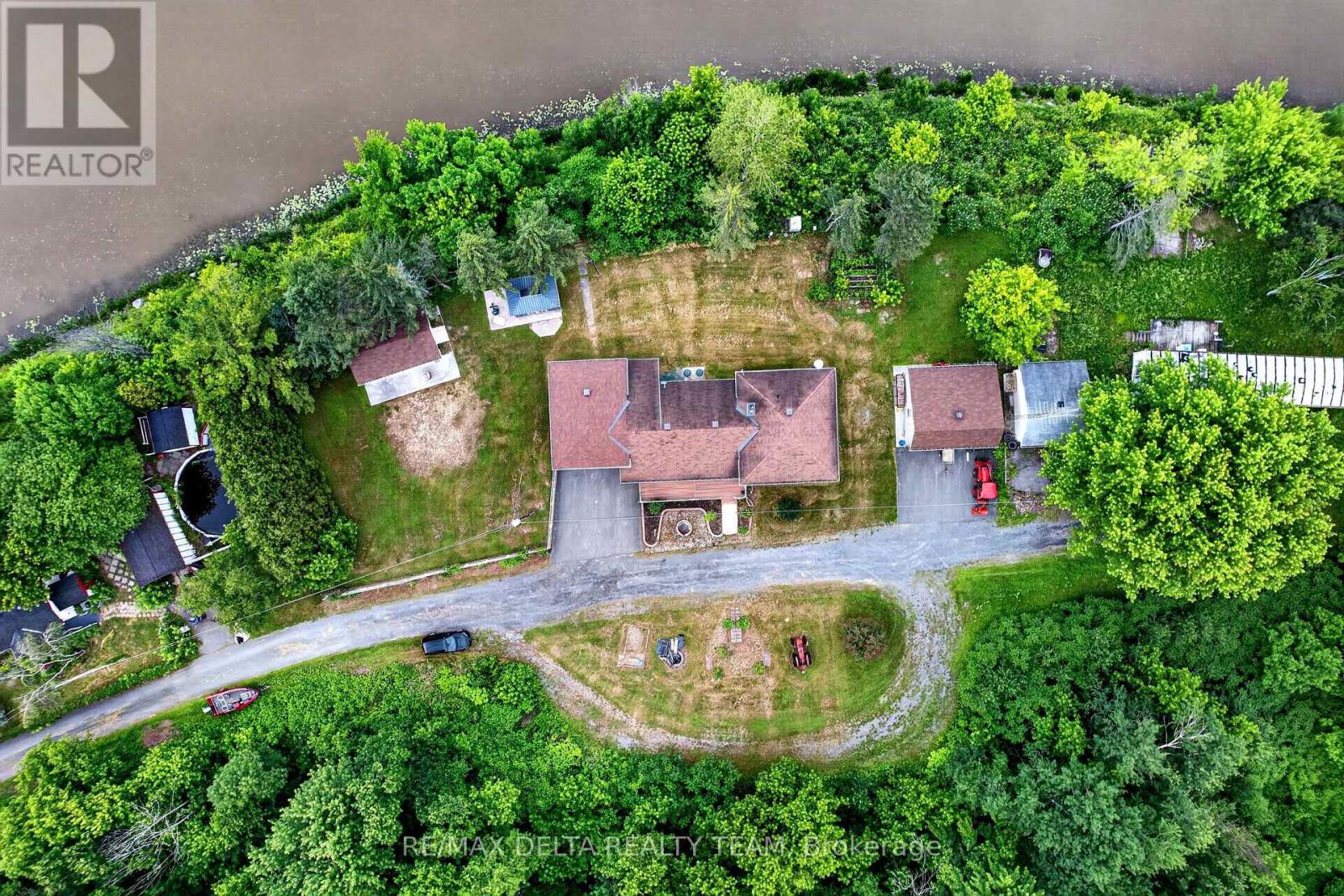1821 Ch Bercier Road, Alfred And Plantagenet, Ontario  K0B 1L0 - Photo 1 - X13509604
