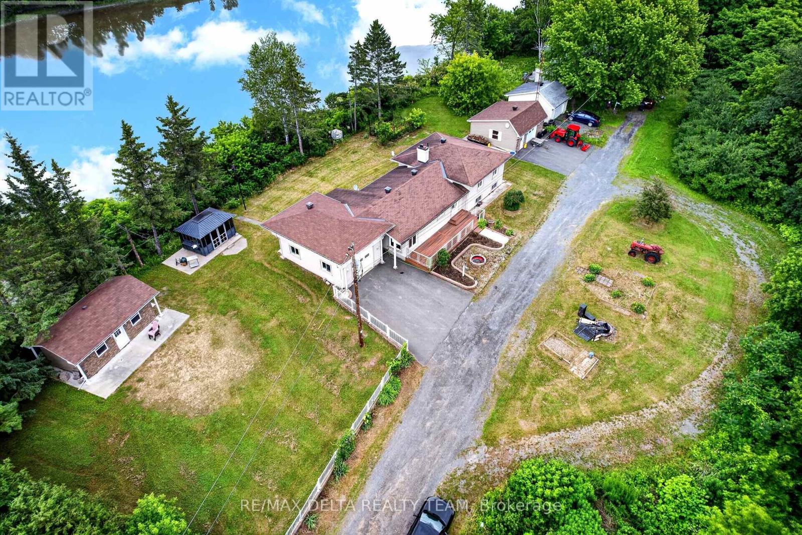 1821 Ch Bercier Road, Alfred And Plantagenet, Ontario  K0B 1L0 - Photo 2 - X13509604