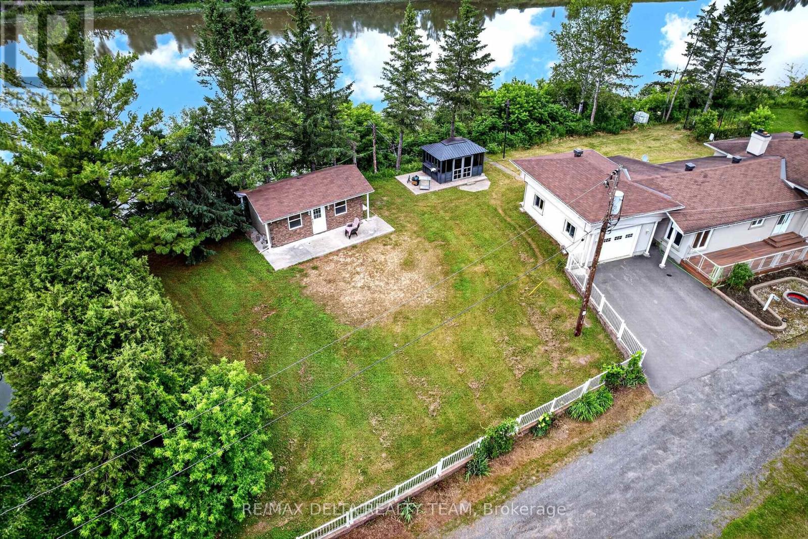 1821 Ch Bercier Road, Alfred And Plantagenet, Ontario  K0B 1L0 - Photo 5 - X13509604