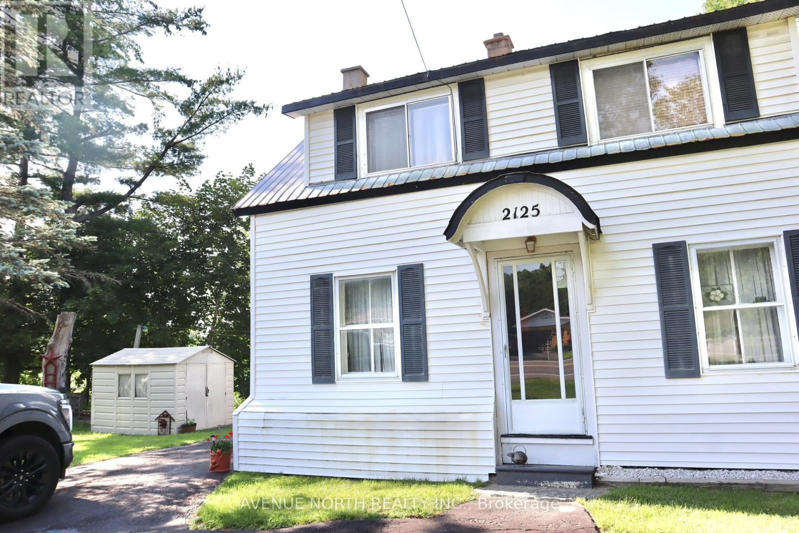 2125 Old Montreal Road, Ottawa, Ontario  K4C 1G7 - Photo 3 - X13509704