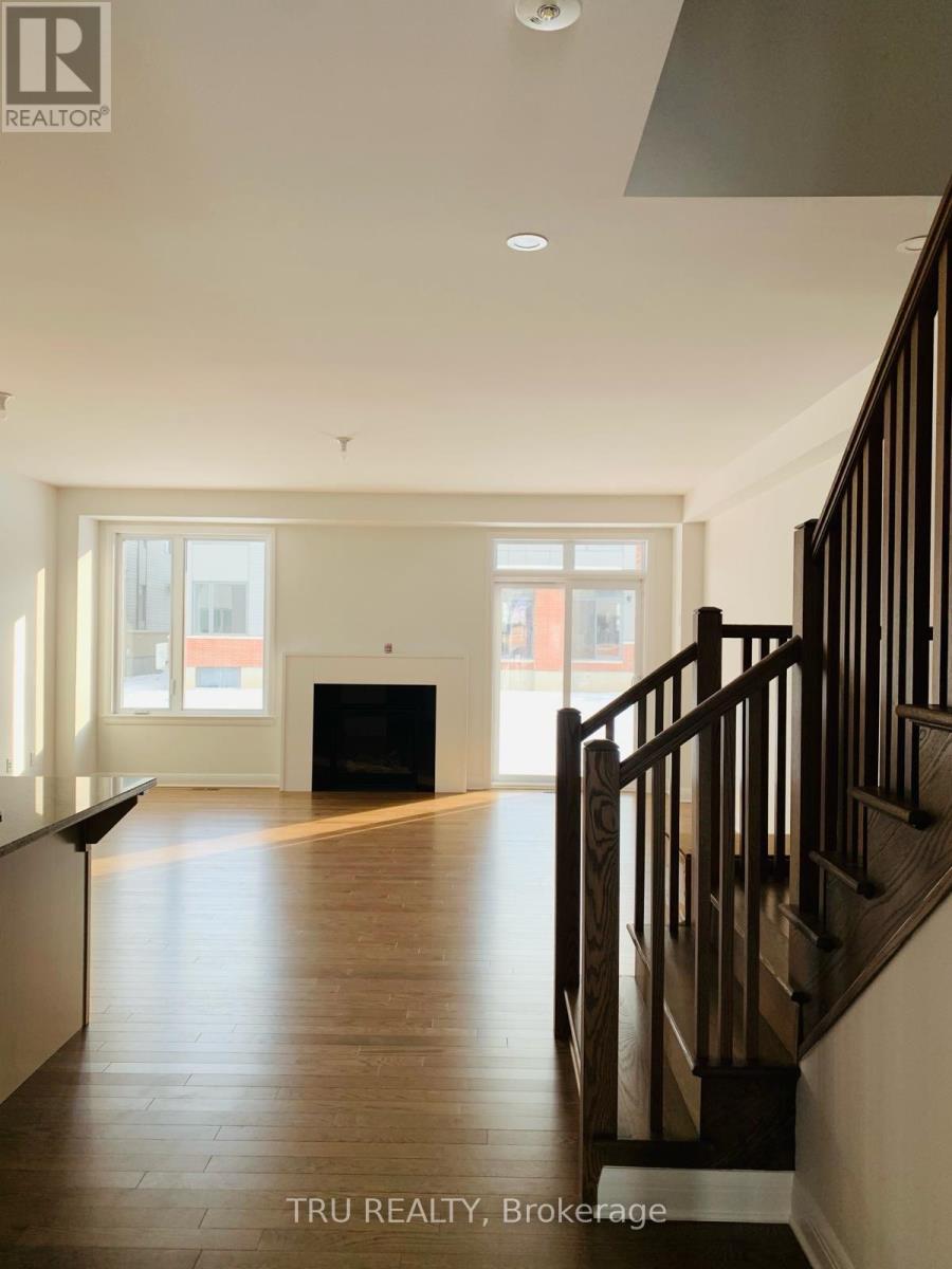 316 Wigwas Street, Ottawa, Ontario  K1K 5A1 - Photo 5 - X13509716
