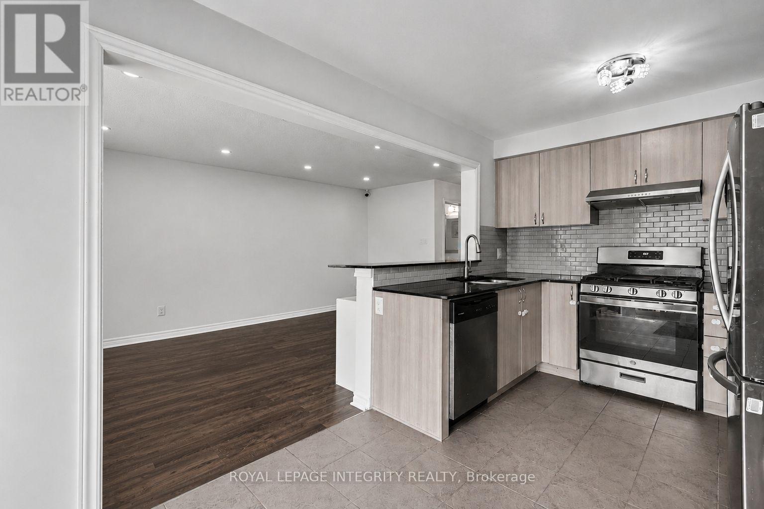 555 Foxlight Circle, Ottawa, Ontario  K2M 0L9 - Photo 11 - X13509842