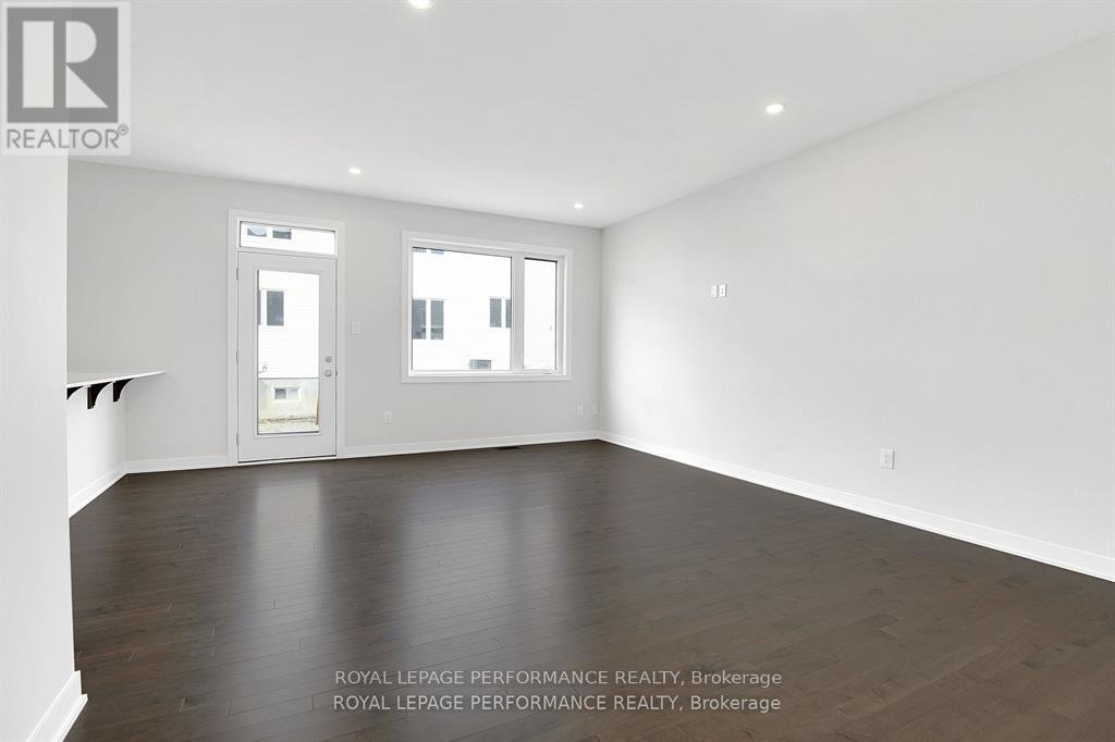 254 Falsetto Street, Ottawa, Ontario  K1W 0S4 - Photo 11 - X13509962