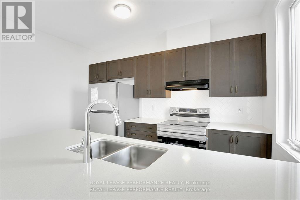 254 Falsetto Street, Ottawa, Ontario  K1W 0S4 - Photo 12 - X13509962