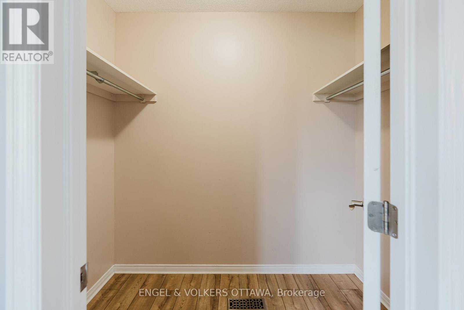77 Whalings Circle, Ottawa, Ontario  K2S 1S4 - Photo 21 - X13511162