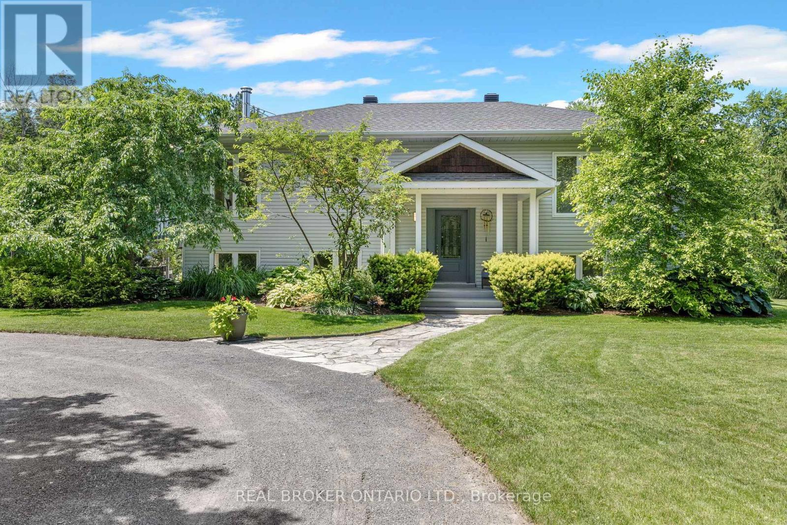6550 Rideau Valley Drive N, Ottawa, Ontario  K4M 1B3 - Photo 2 - X13511280