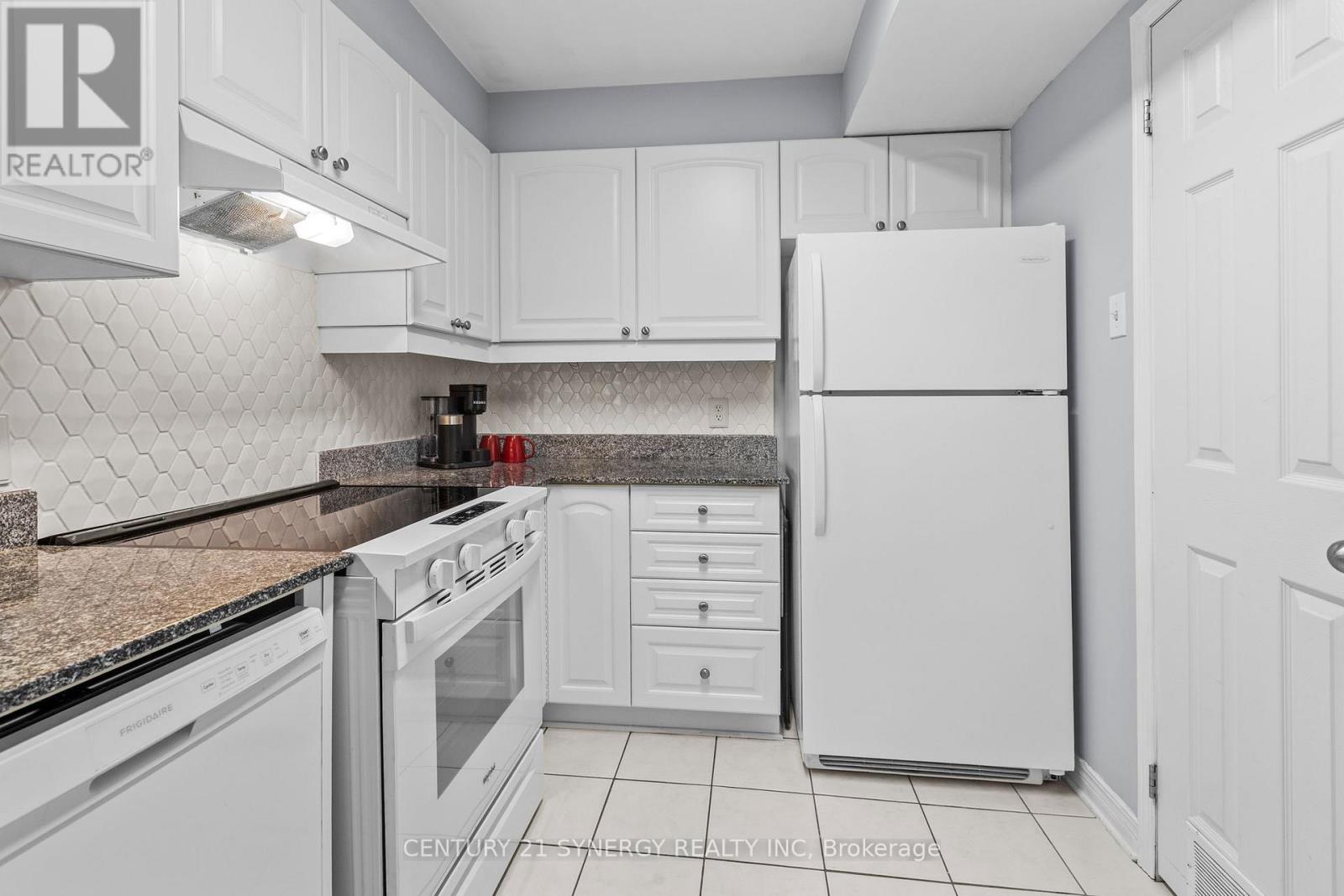 Ph13 - 429 Somerset Street W, Ottawa, Ontario  K2P 2P5 - Photo 7 - X13511334