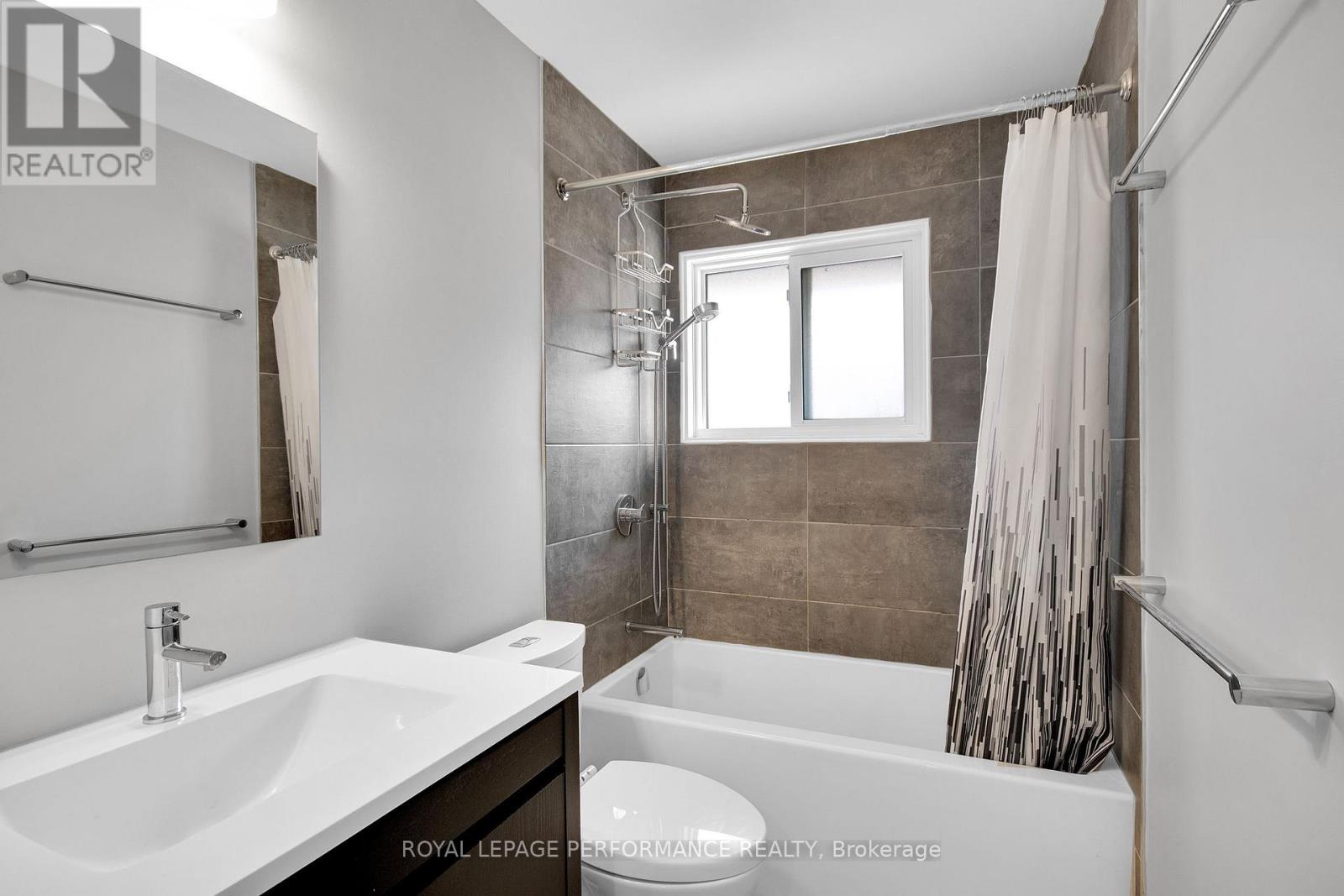 1321 Rustic Drive, Ottawa, Ontario  K2C 2Y3 - Photo 11 - X13511342