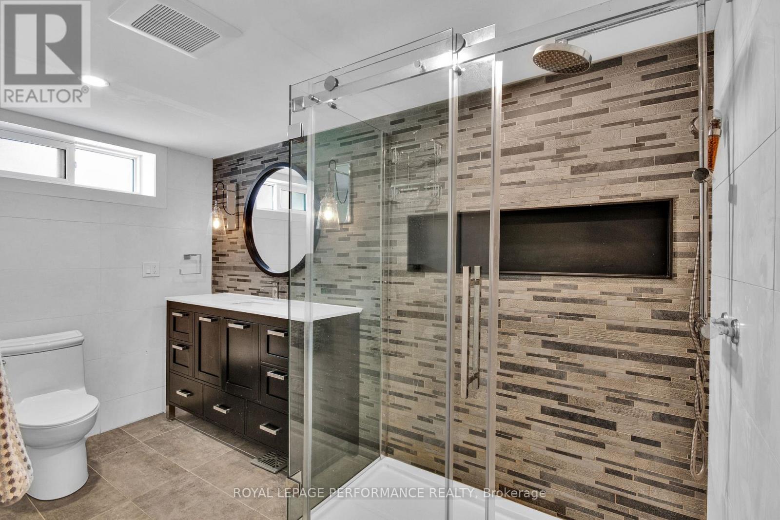 1321 Rustic Drive, Ottawa, Ontario  K2C 2Y3 - Photo 15 - X13511342