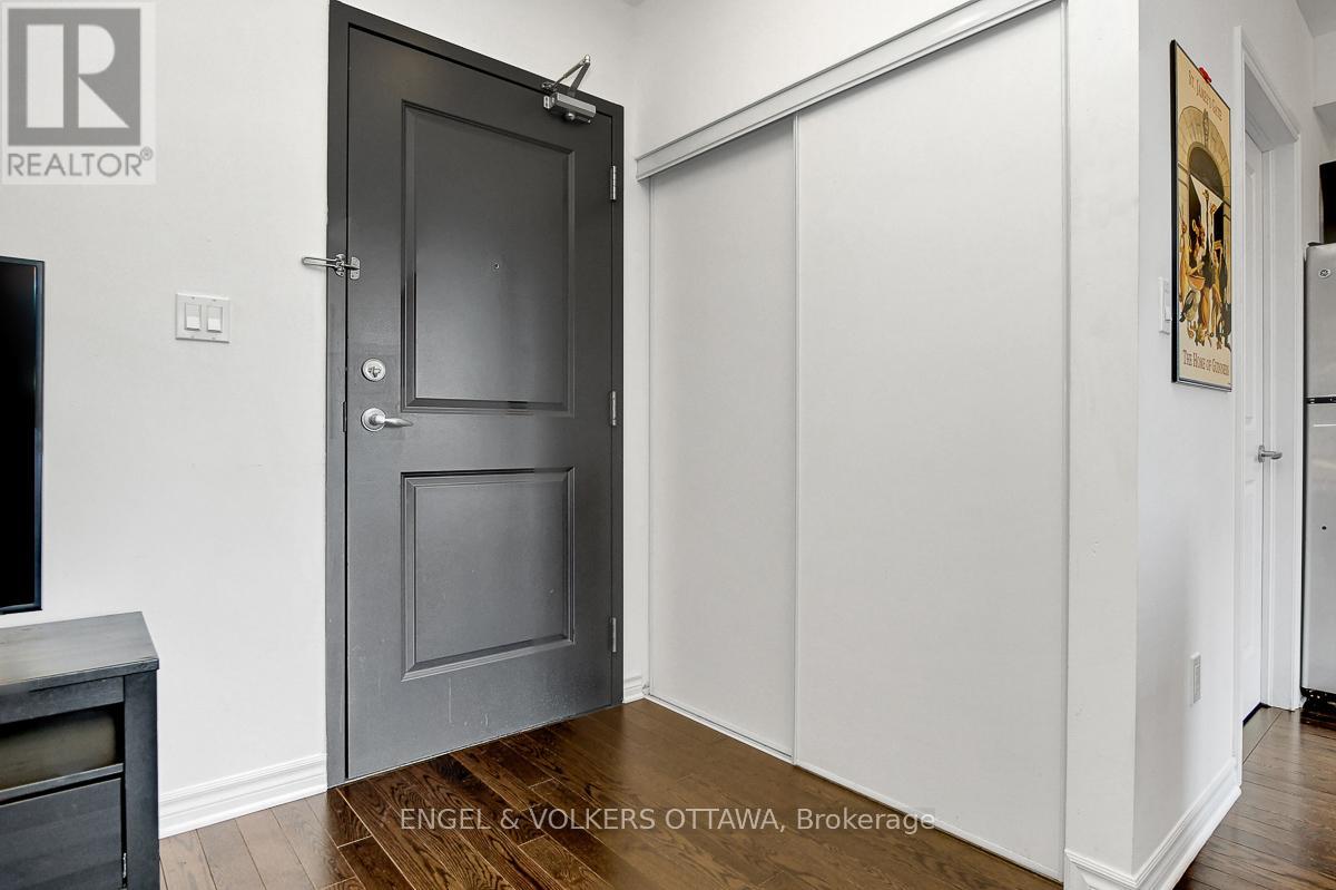 428 - 429 Kent Street, Ottawa, Ontario  K2P 1B5 - Photo 2 - X13511348