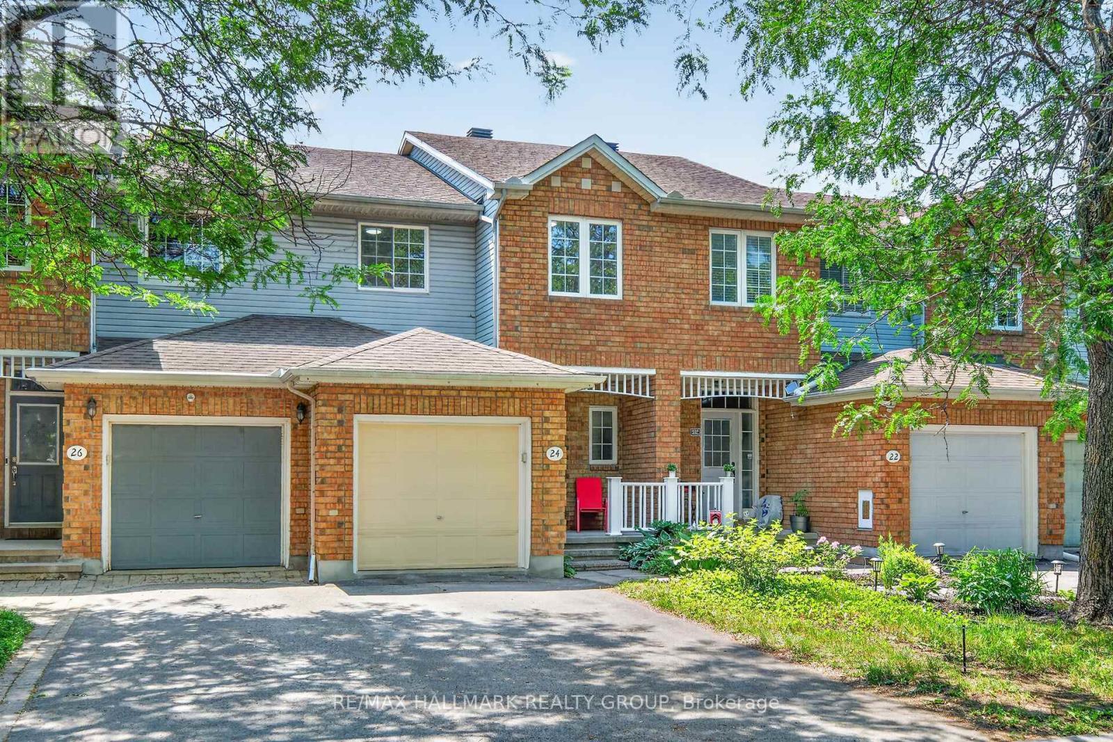 24 Gray Crescent, Ottawa, Ontario  K2K 3J6 - Photo 1 - X13511448