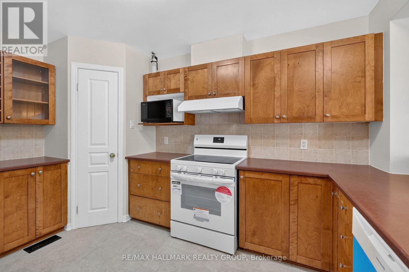 24 Gray Crescent, Ottawa, Ontario  K2K 3J6 - Photo 14 - X13511448