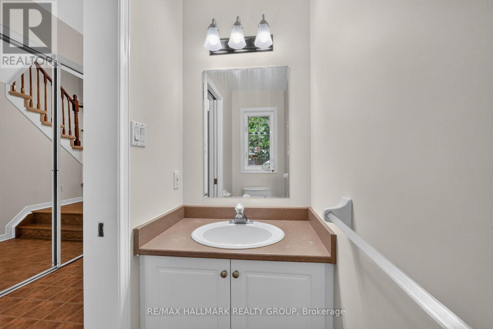 24 Gray Crescent, Ottawa, Ontario  K2K 3J6 - Photo 16 - X13511448