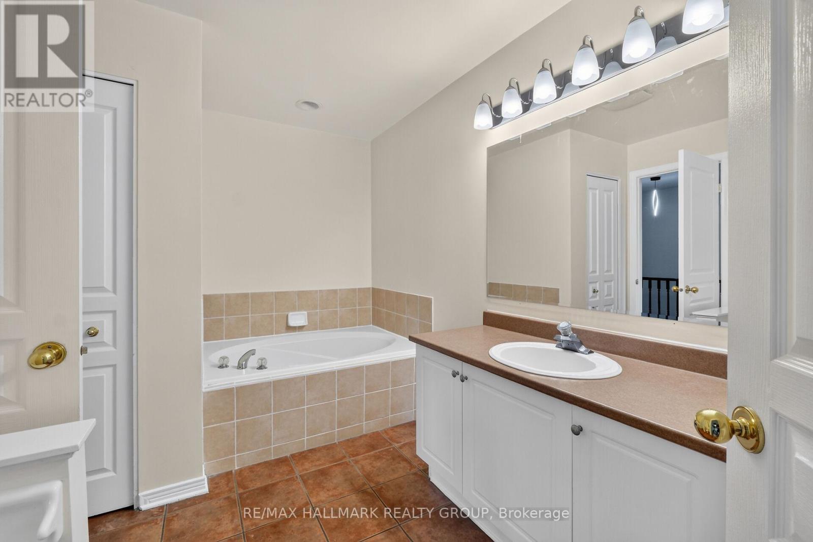24 Gray Crescent, Ottawa, Ontario  K2K 3J6 - Photo 25 - X13511448