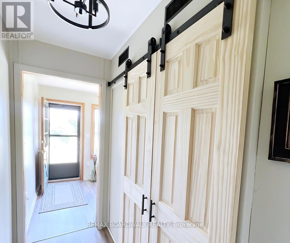 244 Sunset Drive, Drummond/north Elmsley, Ontario  K7H 3C7 - Photo 4 - X13511456
