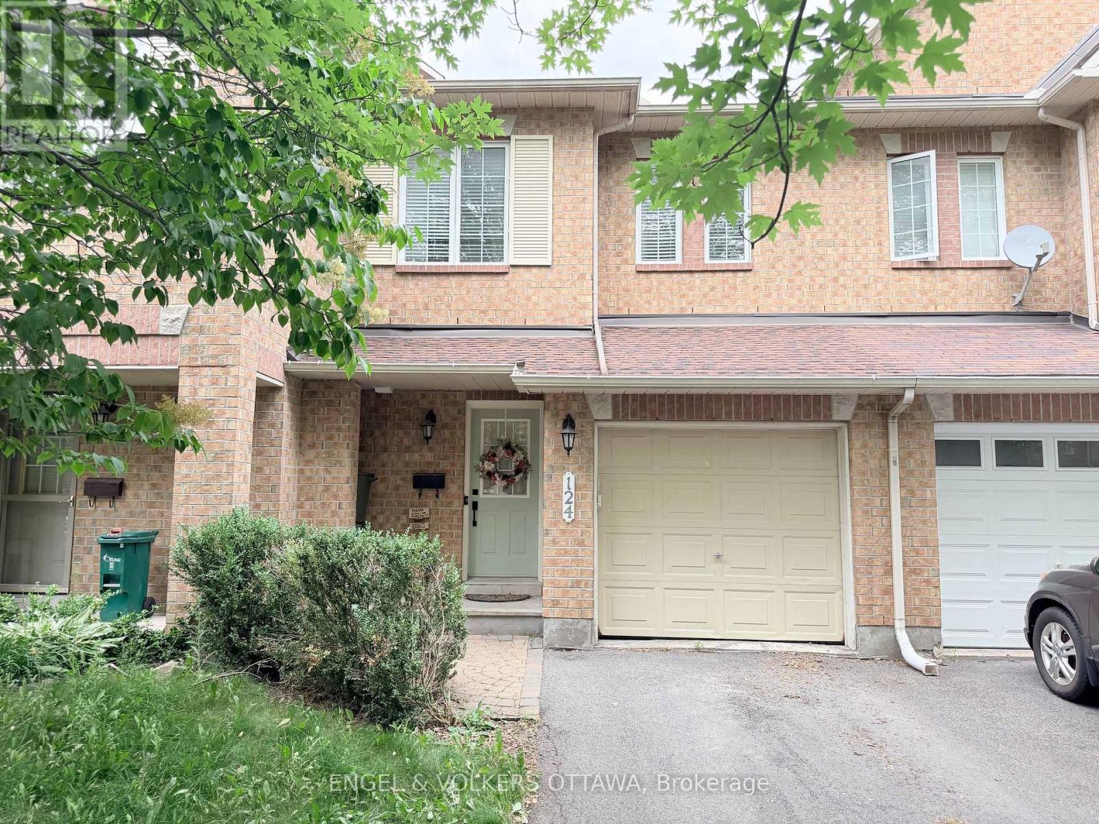 124 Landover Crescent, Ottawa, Ontario  K2M 2W2 - Photo 1 - X13511512