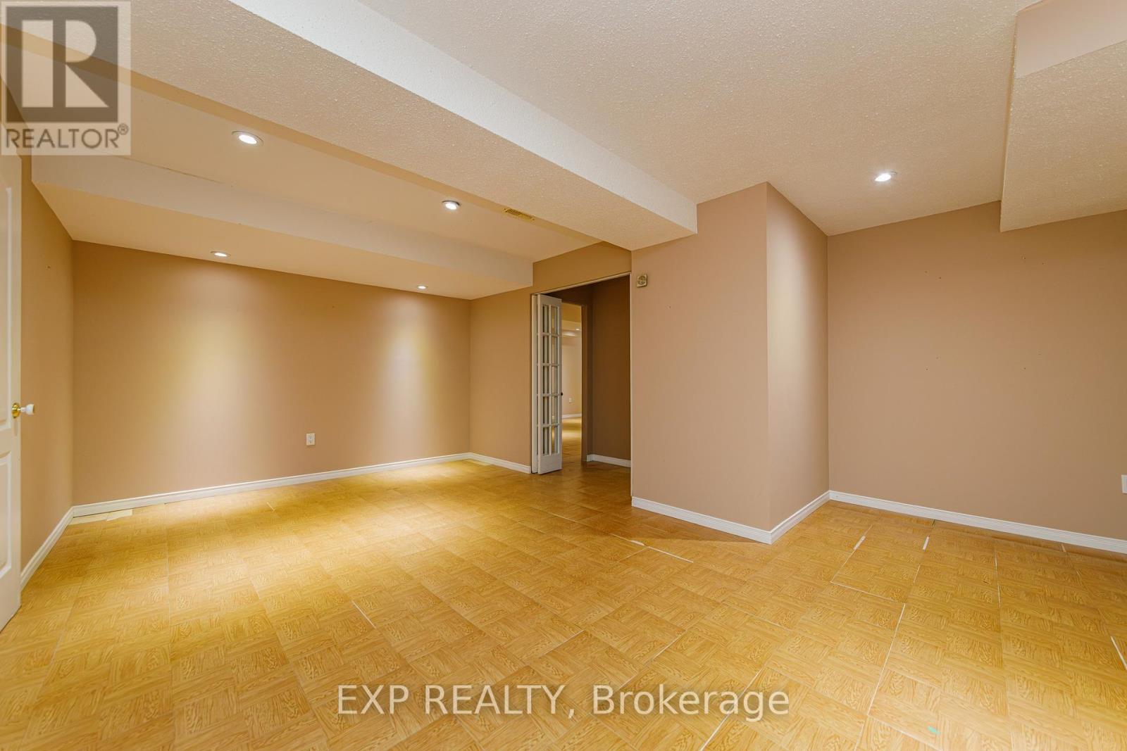 40 Newborough Crescent, Ottawa, Ontario  K2G 6A5 - Photo 39 - X13511580