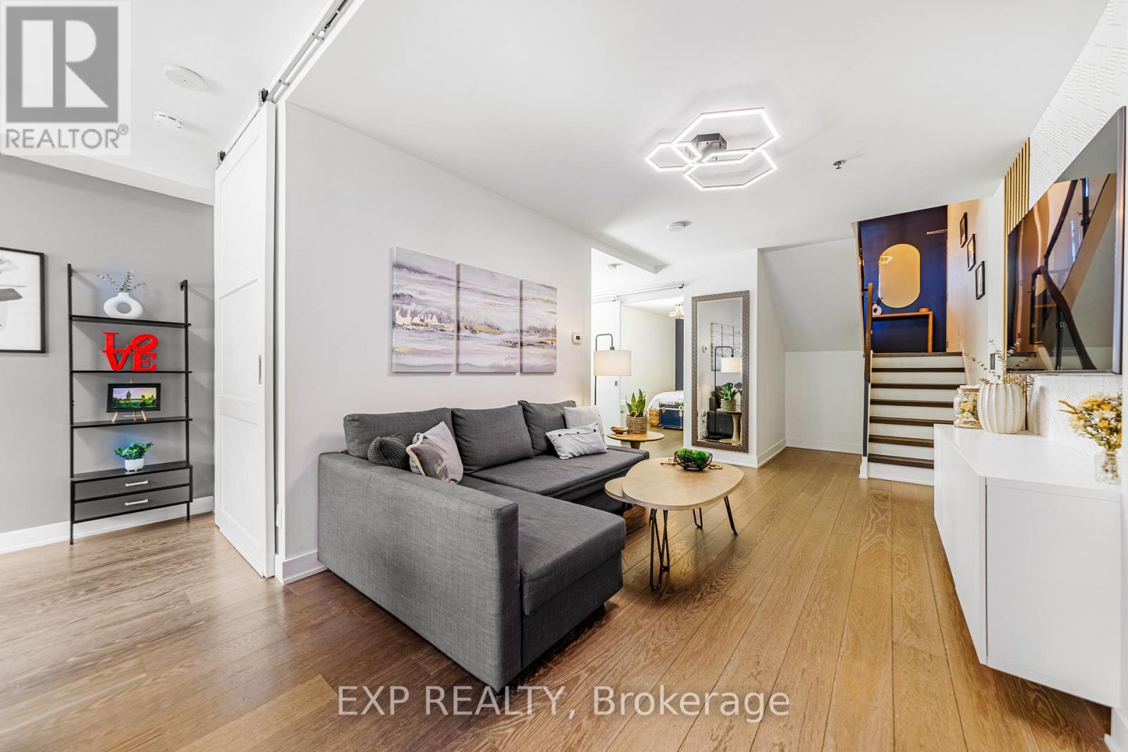 432 Sparks Street, Ottawa, Ontario  K1R 0B3 - Photo 5 - X13511674