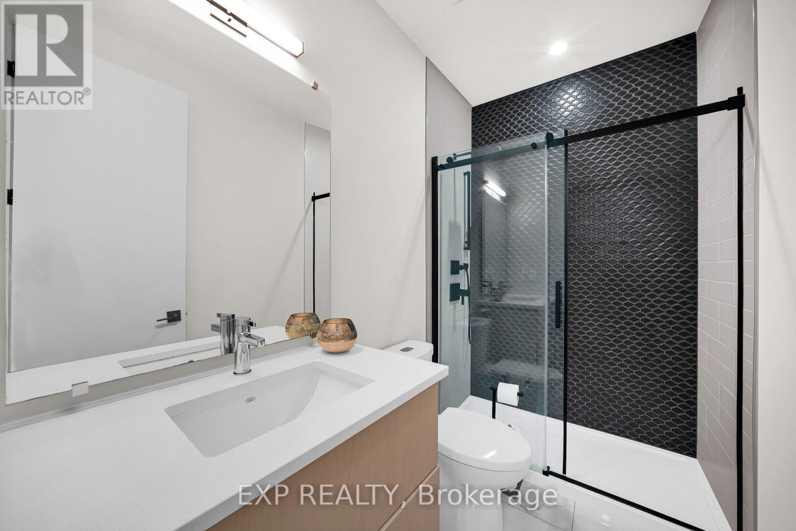 708 Wooler Place, Ottawa, Ontario  K1T 0T6 - Photo 21 - X13511702