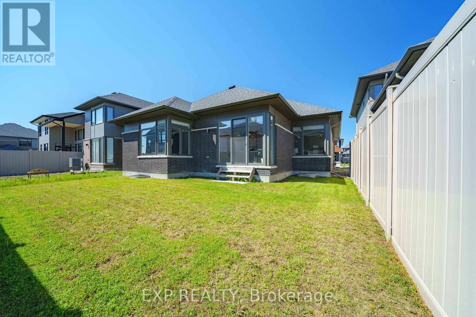 708 Wooler Place, Ottawa, Ontario  K1T 0T6 - Photo 36 - X13511702