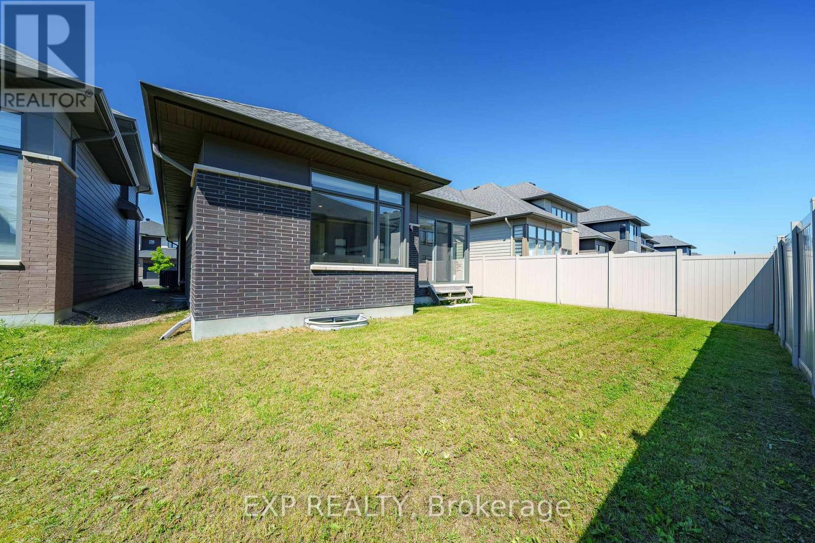 708 Wooler Place, Ottawa, Ontario  K1T 0T6 - Photo 38 - X13511702