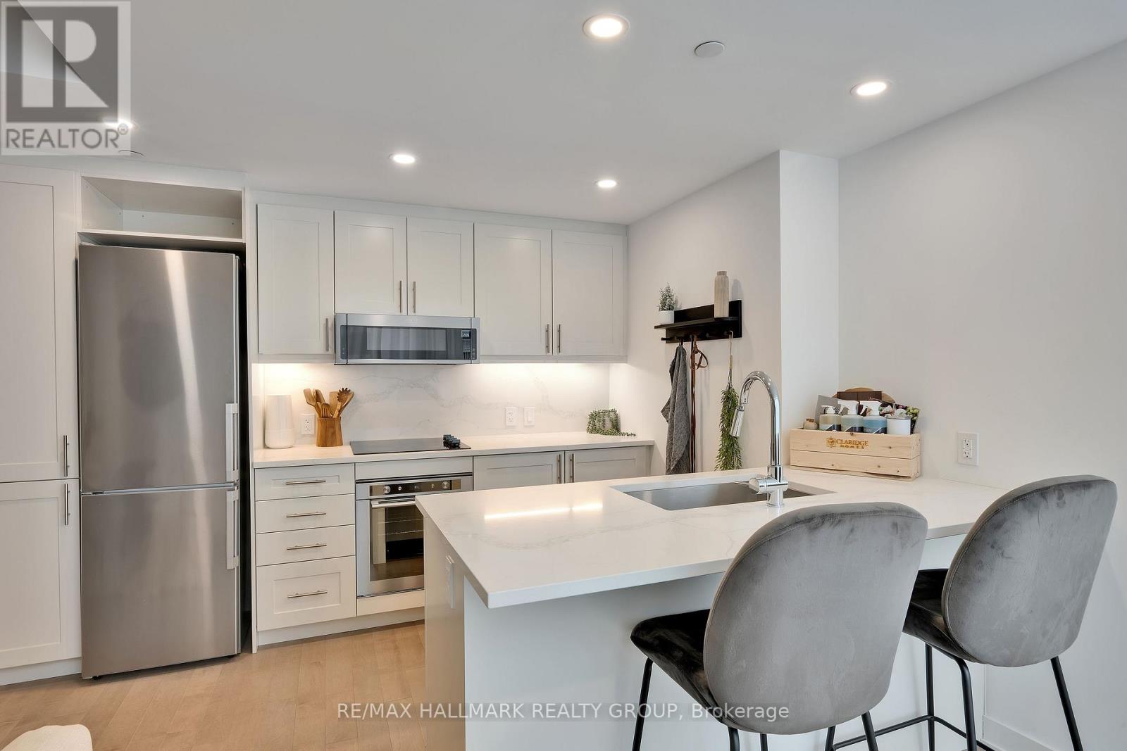 906 - 340 Queen Street, Ottawa, Ontario  K1R 0G1 - Photo 3 - X13511778