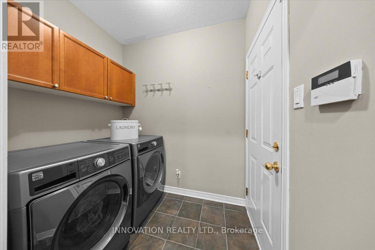 2 Gros Morne Court, Ottawa, Ontario  K2M 2W7 - Photo 34 - X13511906