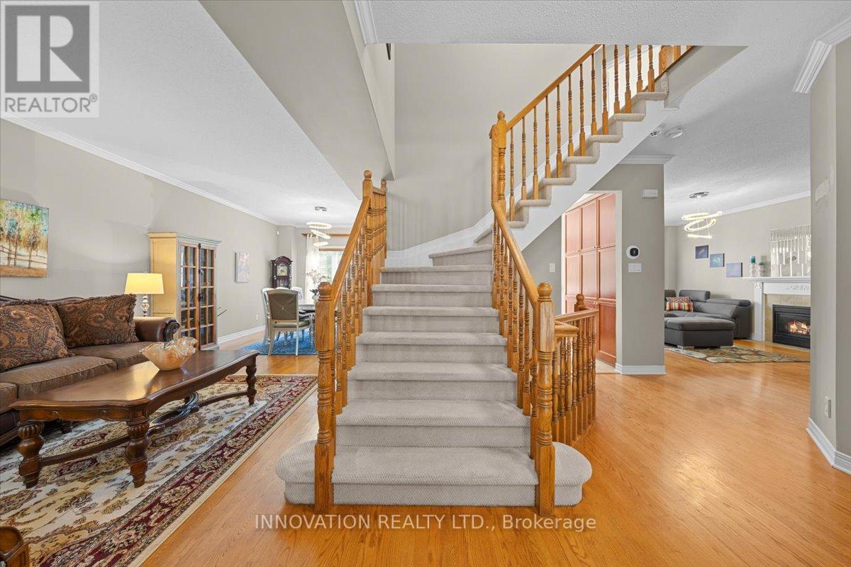 2 Gros Morne Court, Ottawa, Ontario  K2M 2W7 - Photo 4 - X13511906