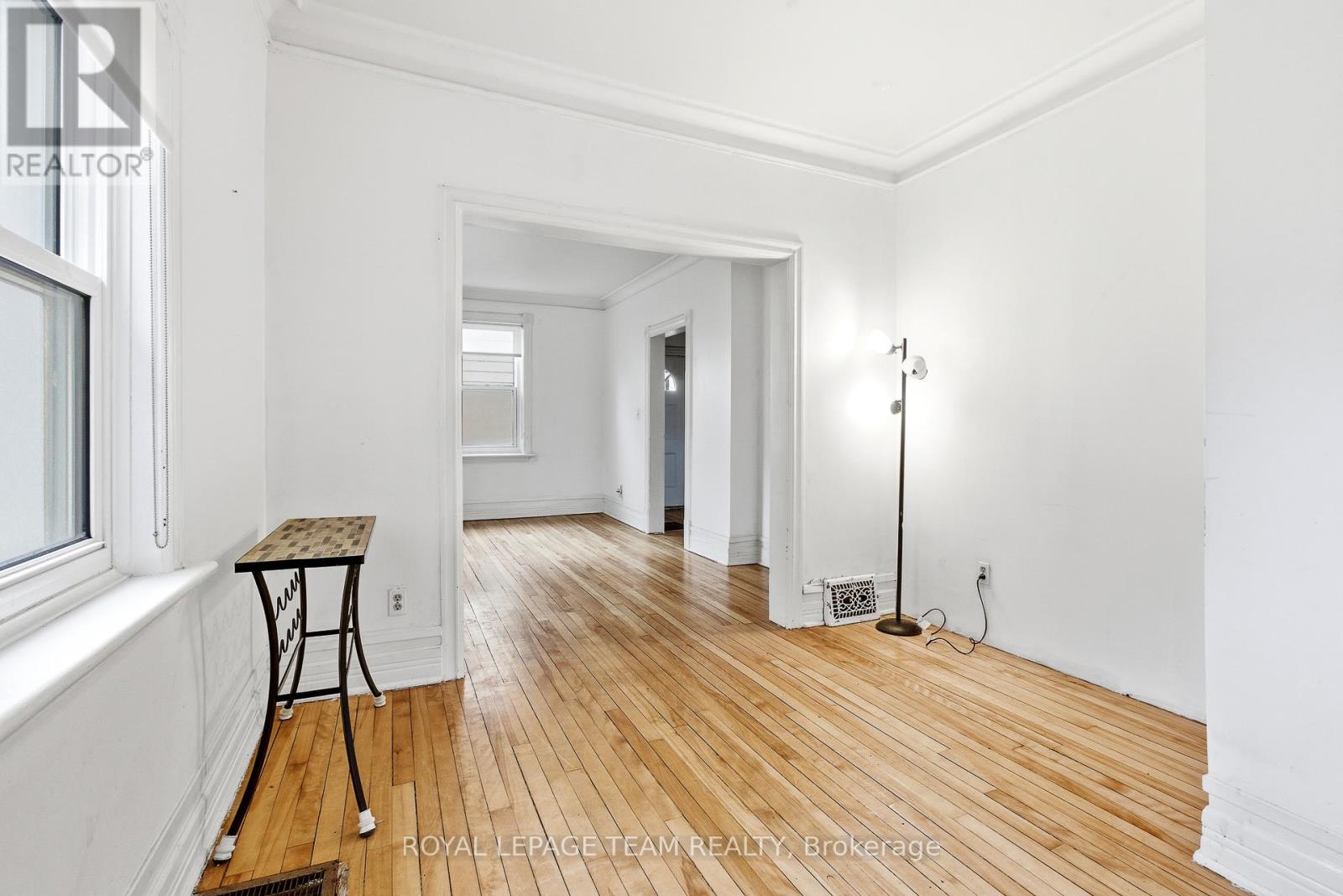910 Pinecrest Road, Ottawa, Ontario  K2B 6B3 - Photo 12 - X13512036